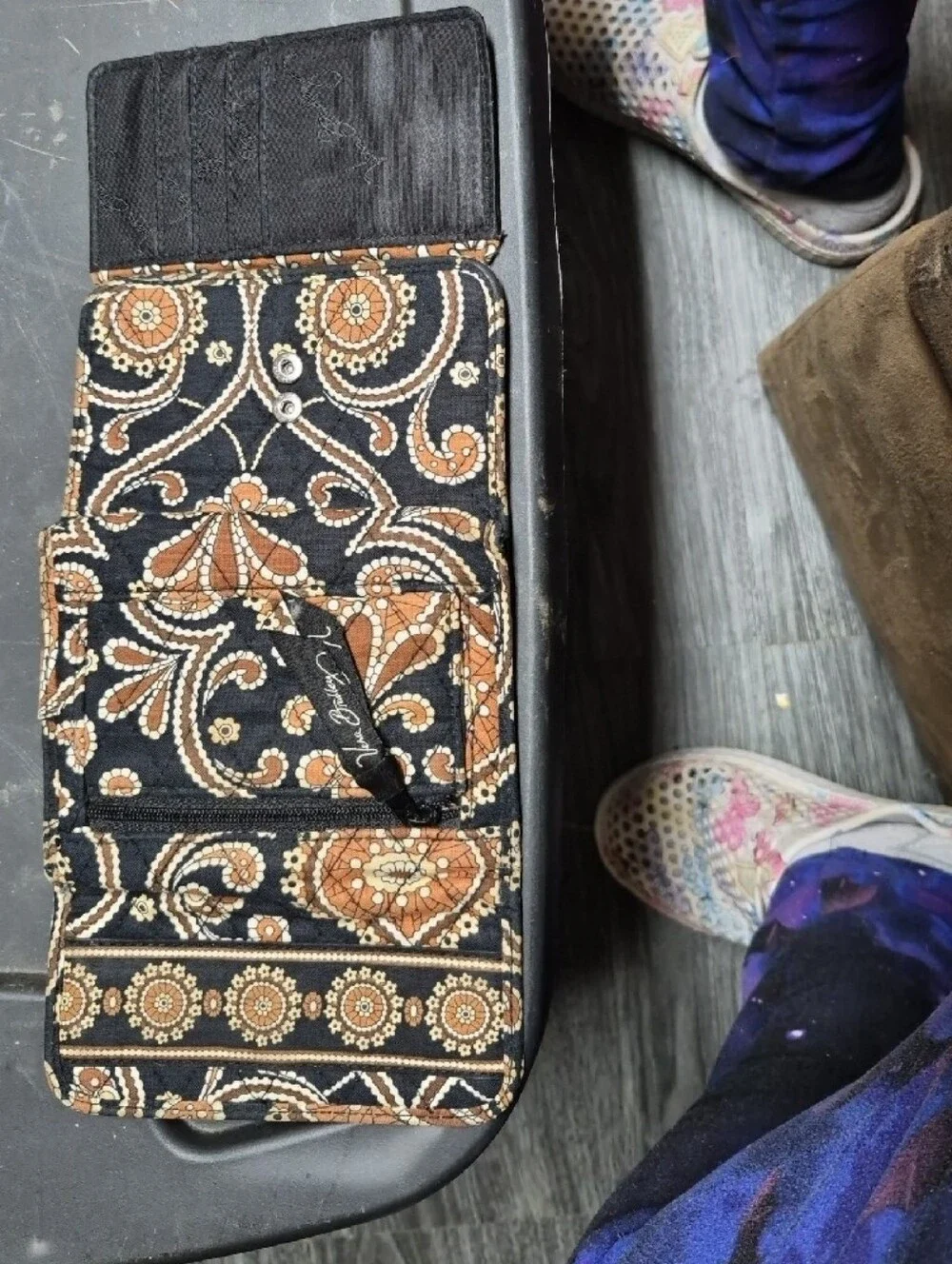 Vera Bradley Black Paisley Quilted Card Holder with Brown Accents